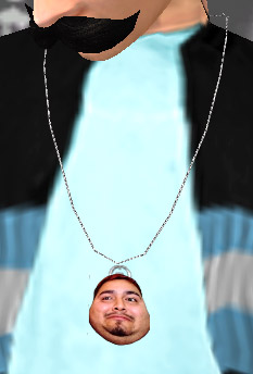 captura de Coffe probándose el collar pou nes