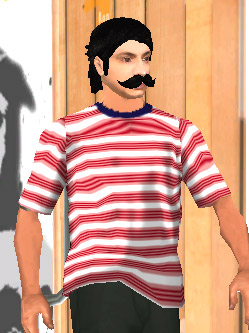 captura de Coffe probándose la remera rayadin roja y blanca